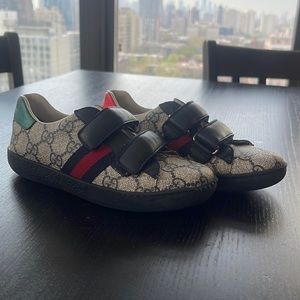 Kid shoes